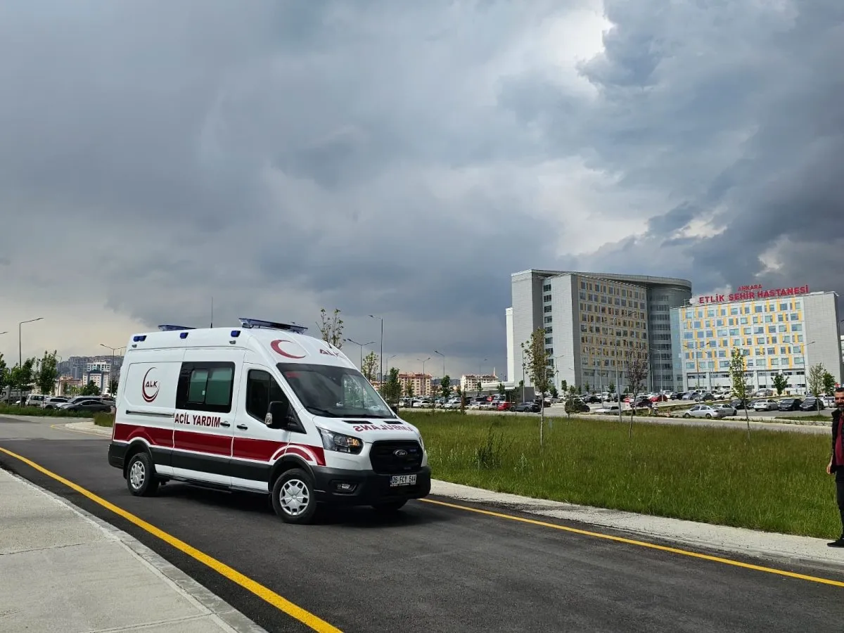2022 Model Ford Transit 410L (EMS) Sıfır Ayarında Satılık Ambulans - Görsel 1