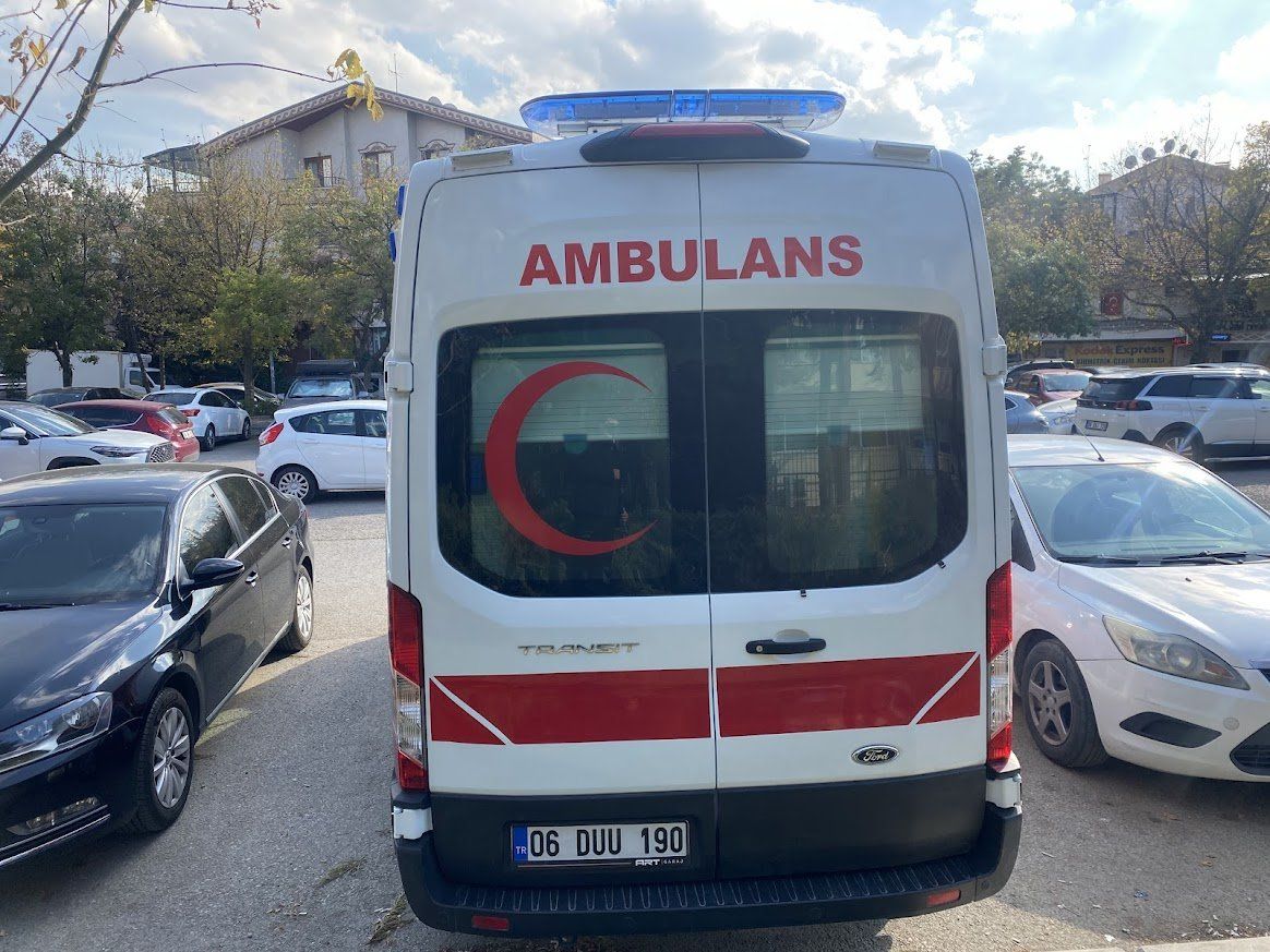 SATILIK AMBULANS FORD TRANSİT 410L ACİL YARDIM - Görsel 2