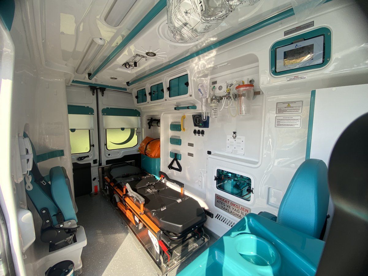 SATILIK AMBULANS FORD TRANSİT 410L ACİL YARDIM - Görsel 6