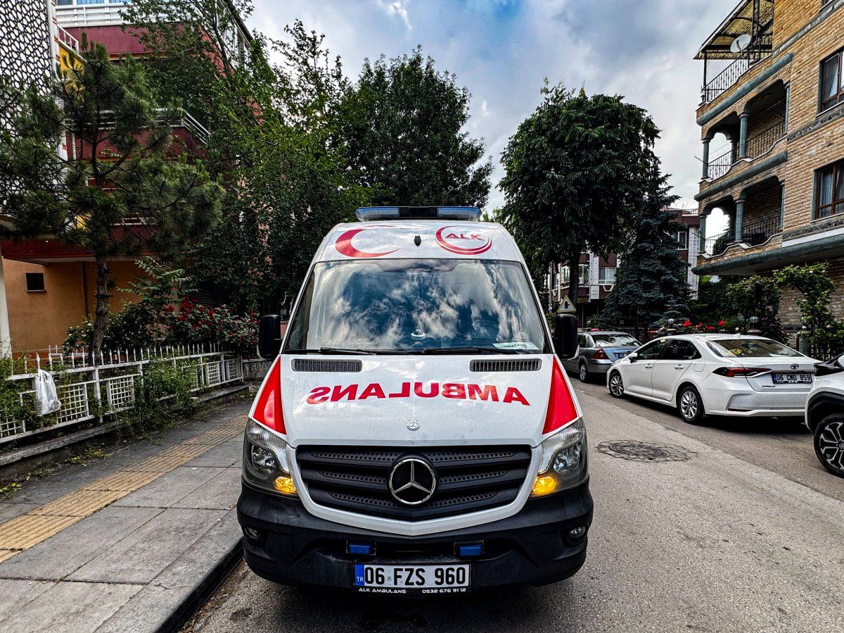 Mersedes sprinter acil yardım ambulansı 316 CDI - Dış Görünüm