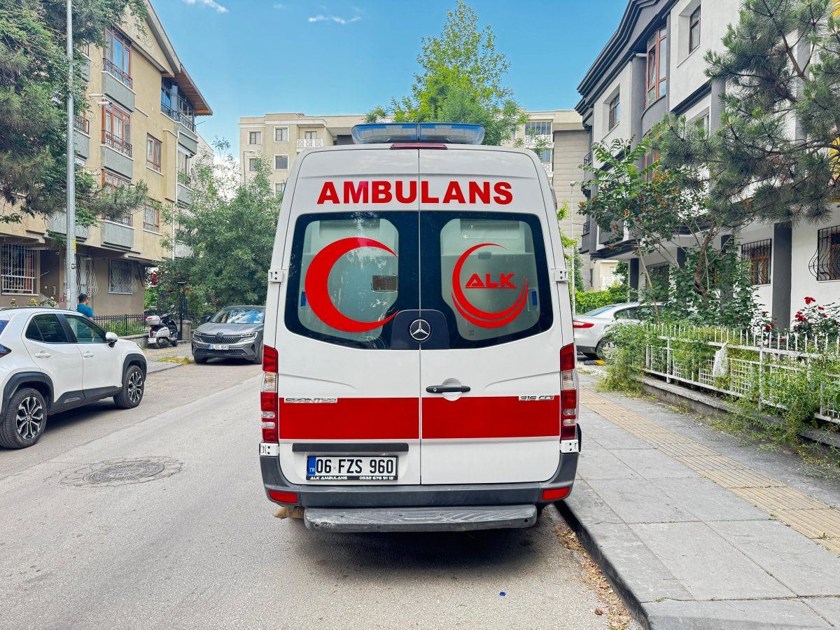 Mercedes-Benz Sprinter 316 CDI acil yardım ambulansı  - Görsel 3