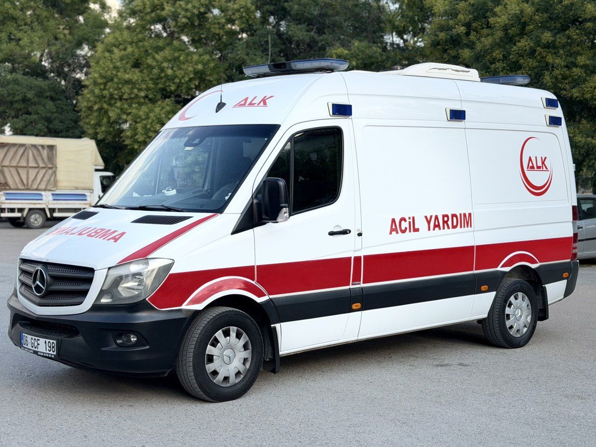 MERSEDES SPRİNTER 316 CDİ 2018 MODEL ACİL YARDIM - Görsel 2